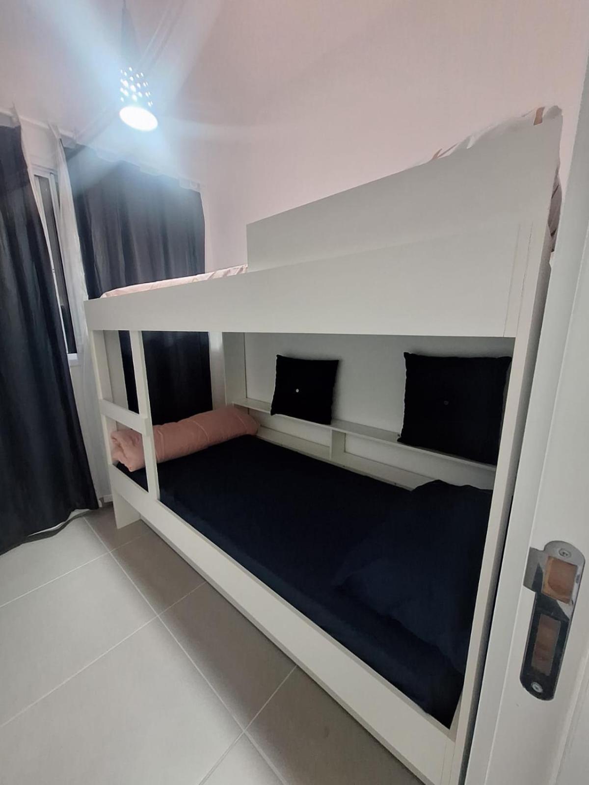 Com Apartment